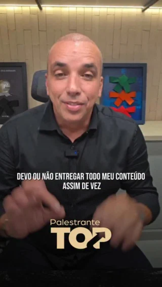 Instagram post from vicente.falcao. This post is in position 4.